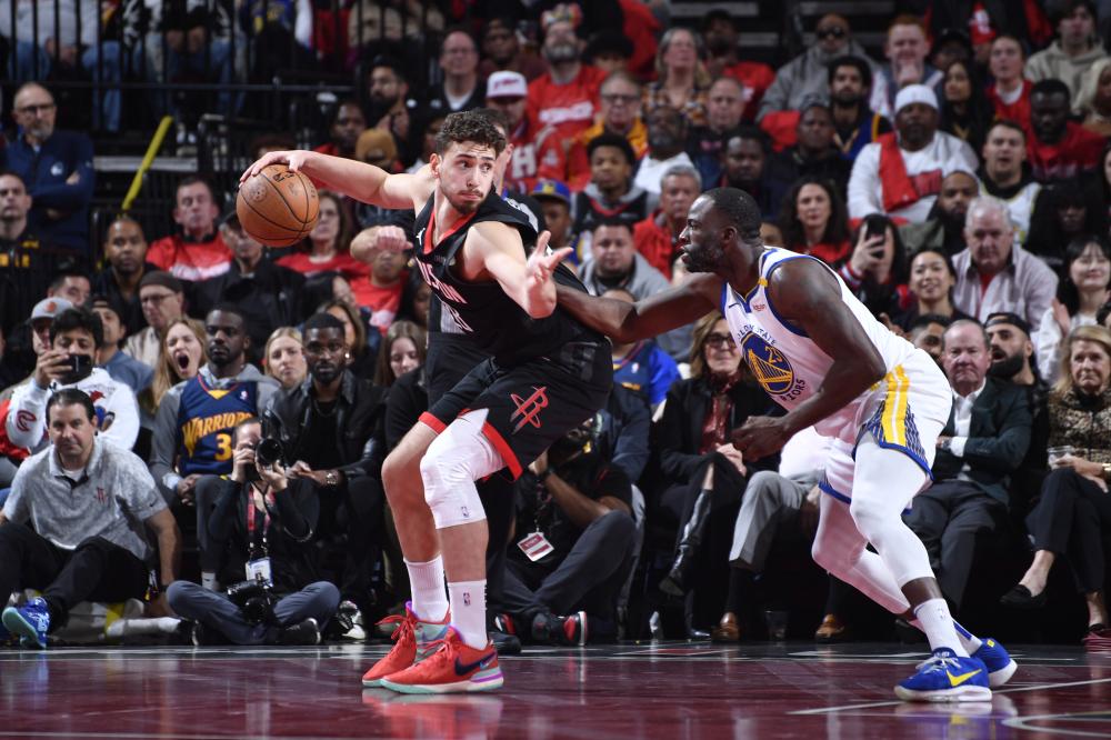 在引进外援 在引进外援