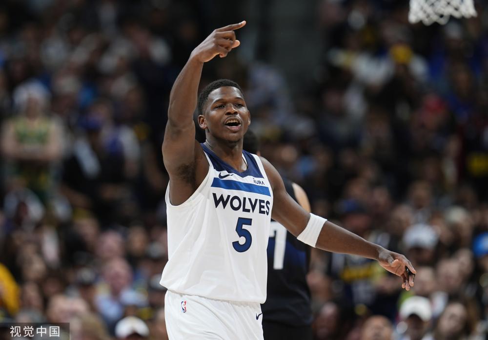 重压力下的 重压力下的