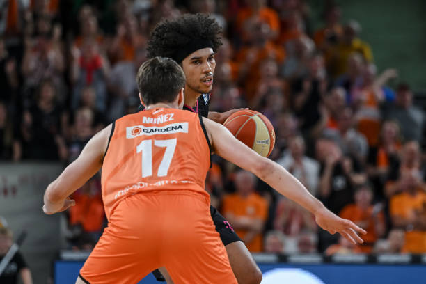 的变化不仅 的变化不仅