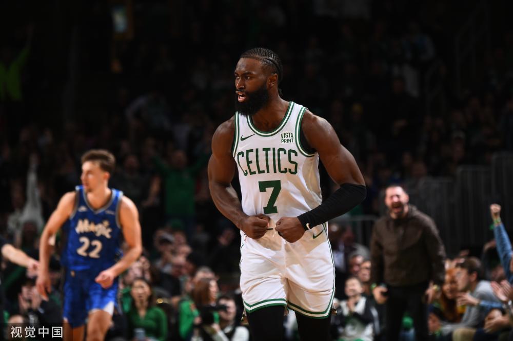 首节比赛两 首节比赛两